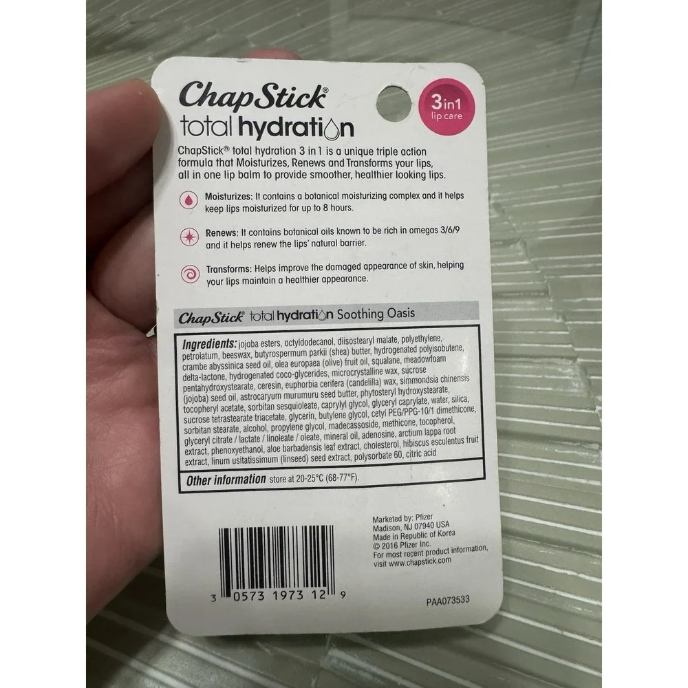 Lot of 2 ChapStick Total Hydration Soothing Oasis 3-in-1 Lip Care NEW Sealed Dis